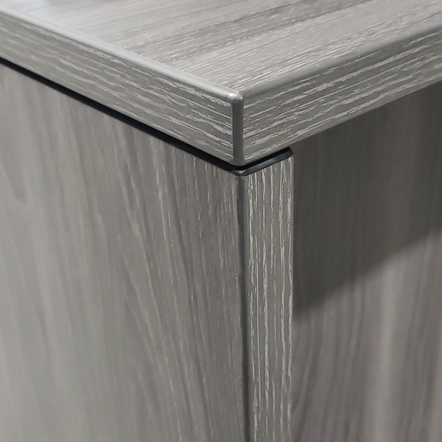 Gray Woodgrain Desk Edge