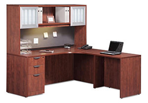 Cherry Desk - A Warm and Bright finish for a Traditional Office Space