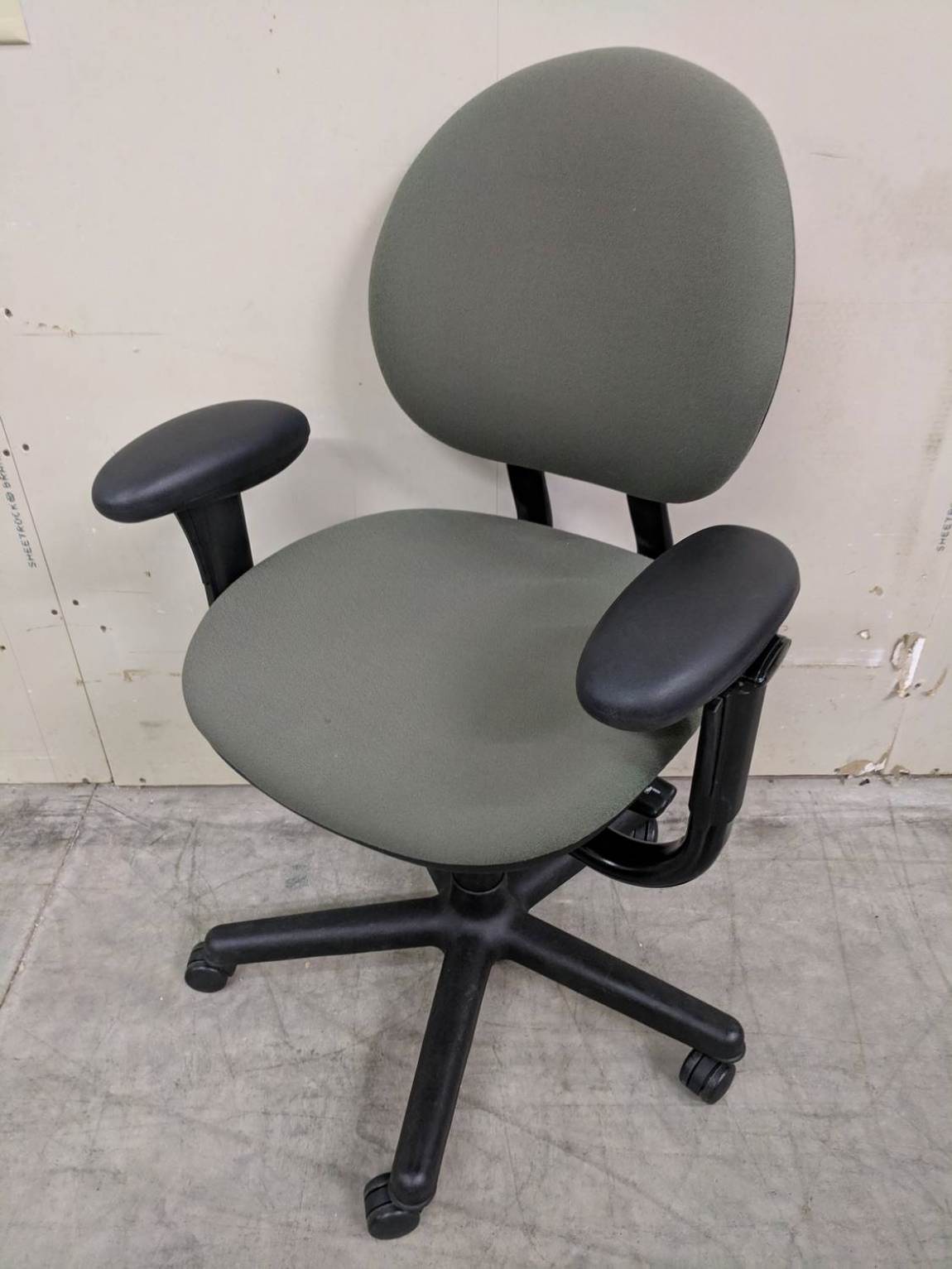 Steelcase Green Rolling Office Chairs