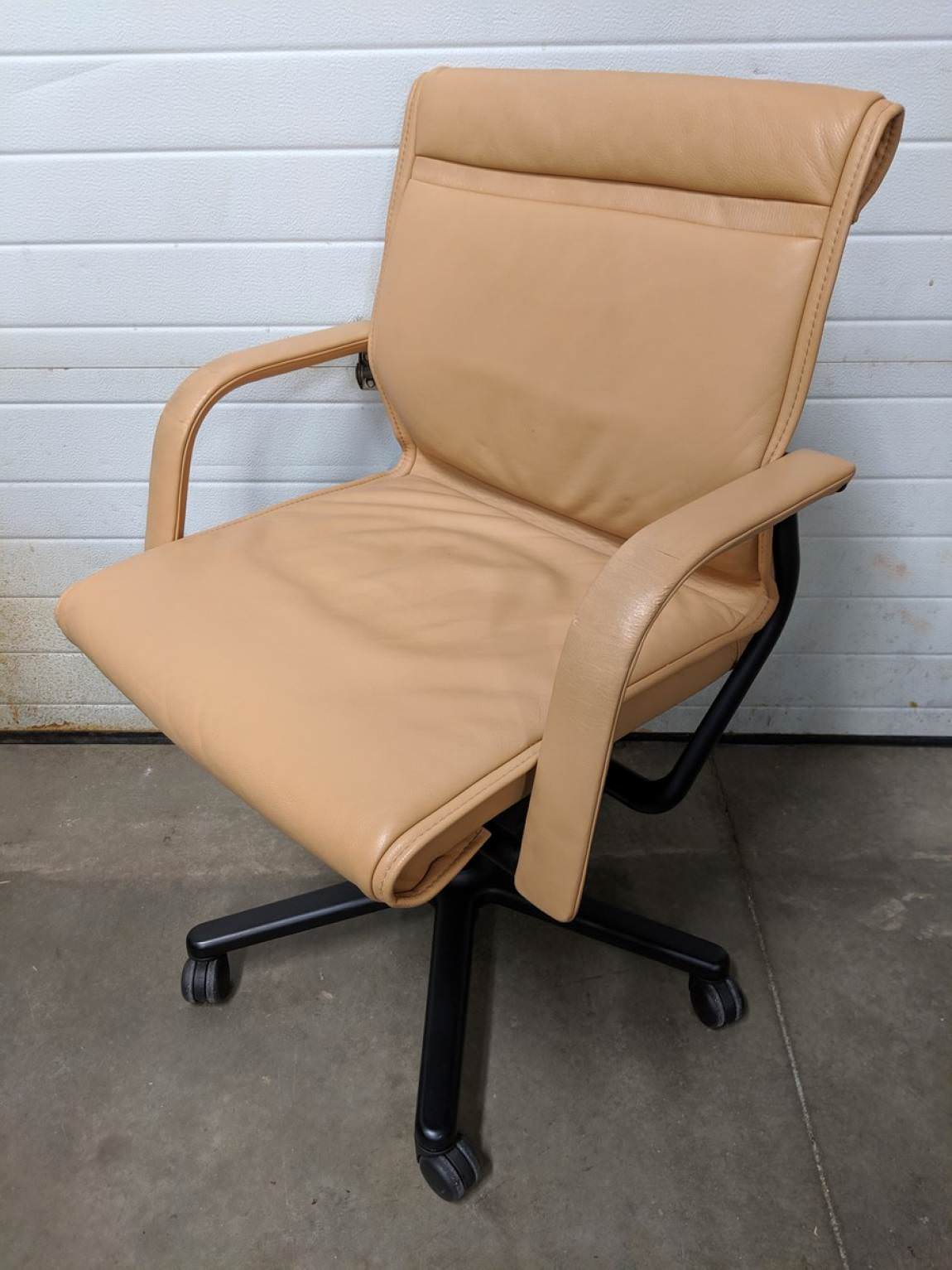 Vecta Beige Leather Low Back Office Chairs