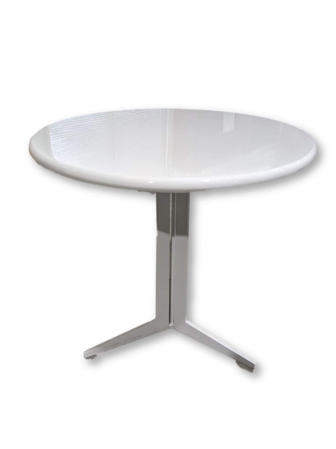 25.5 Round White Laminate Table