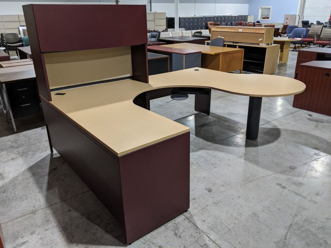 Lacasse U-Shaped Peninsula Desk