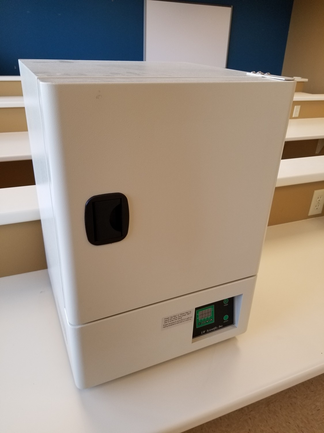 LW Scientific Incubator Lab Madison Liquidators