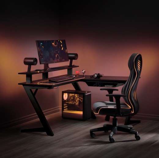 L Shaped Gaming Desks for an Upgraded Game Room